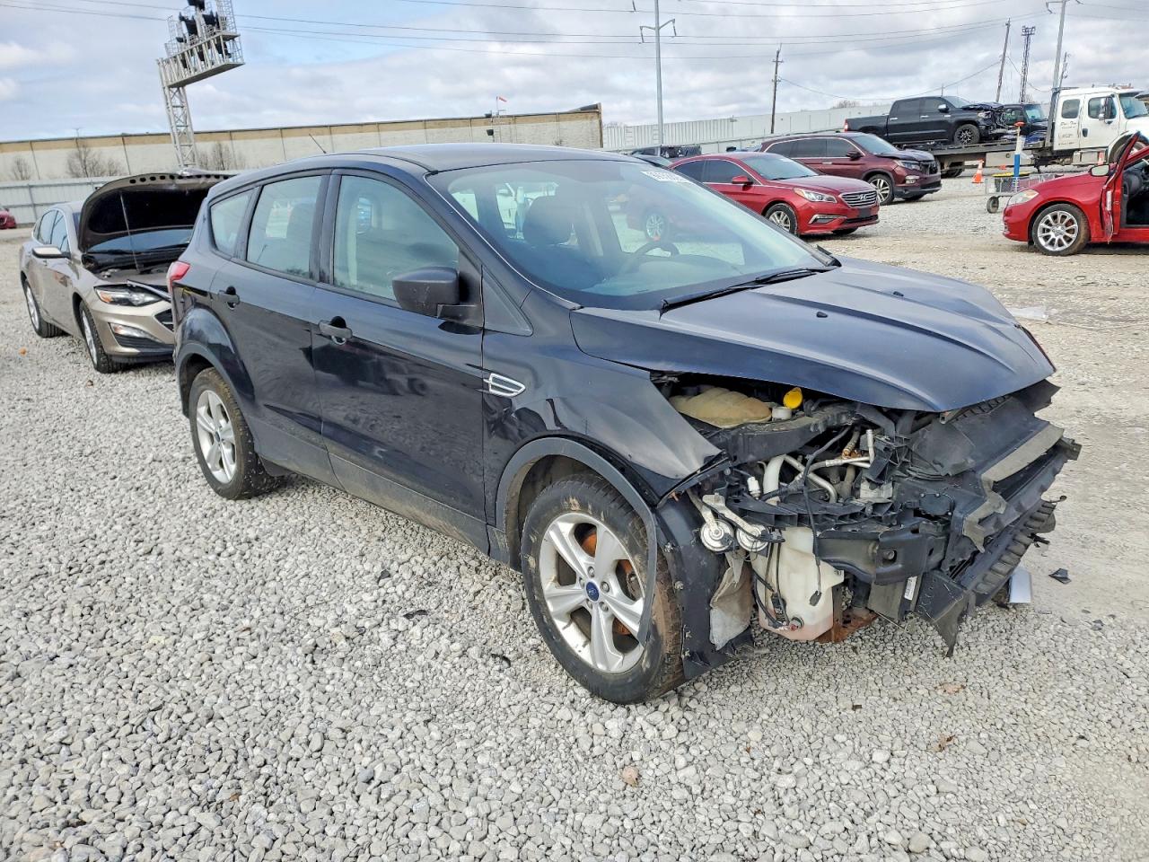2016 FORD ESCAPE S photo 4