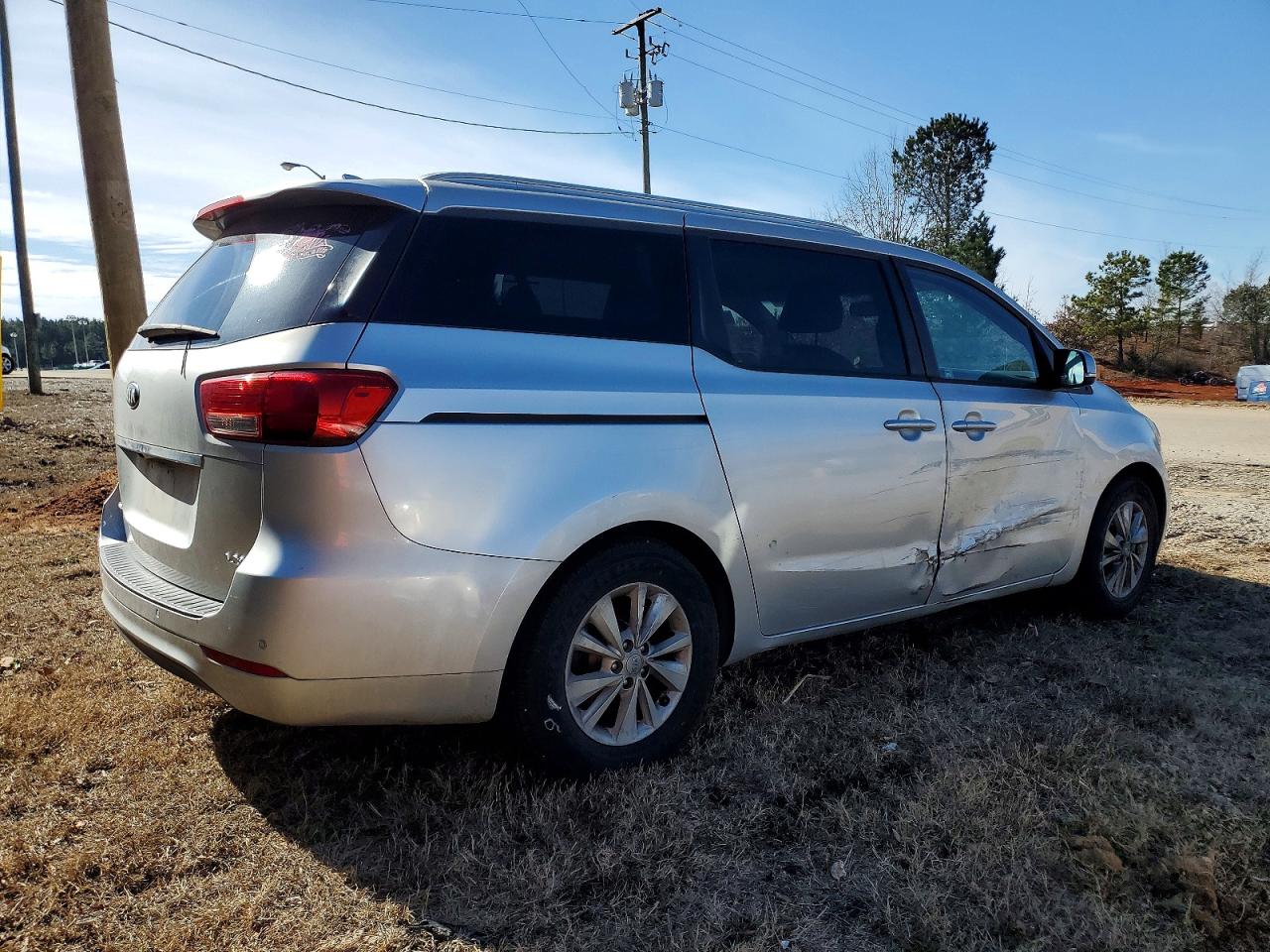2016 KIA SEDONA LX photo 5
