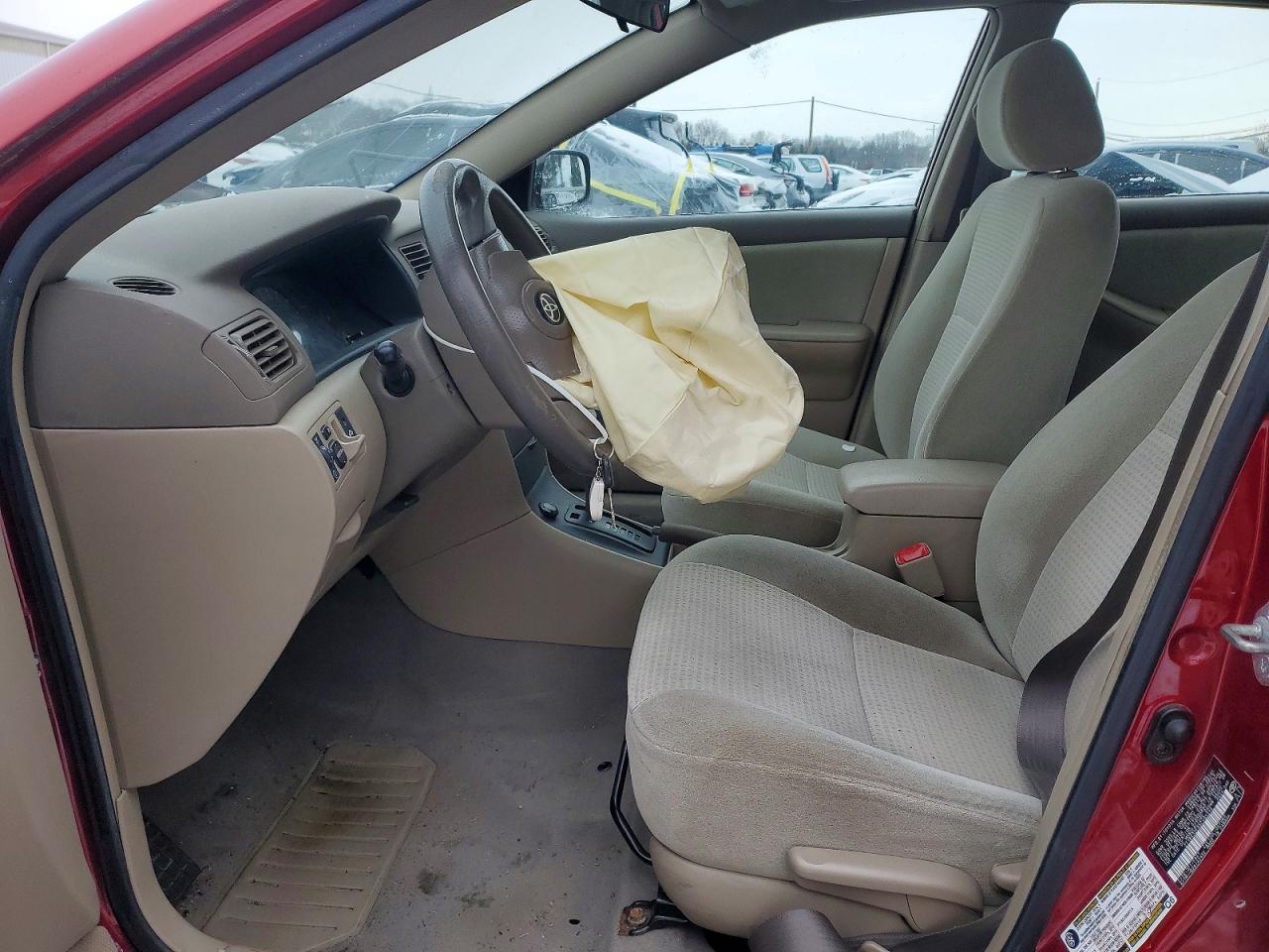 2005 TOYOTA COROLLA CE photo 7