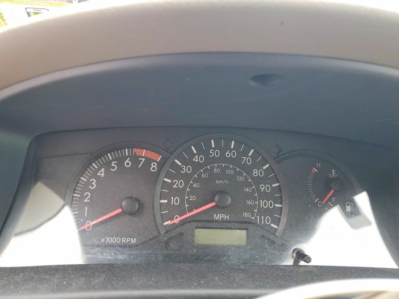 2005 TOYOTA COROLLA CE photo 9