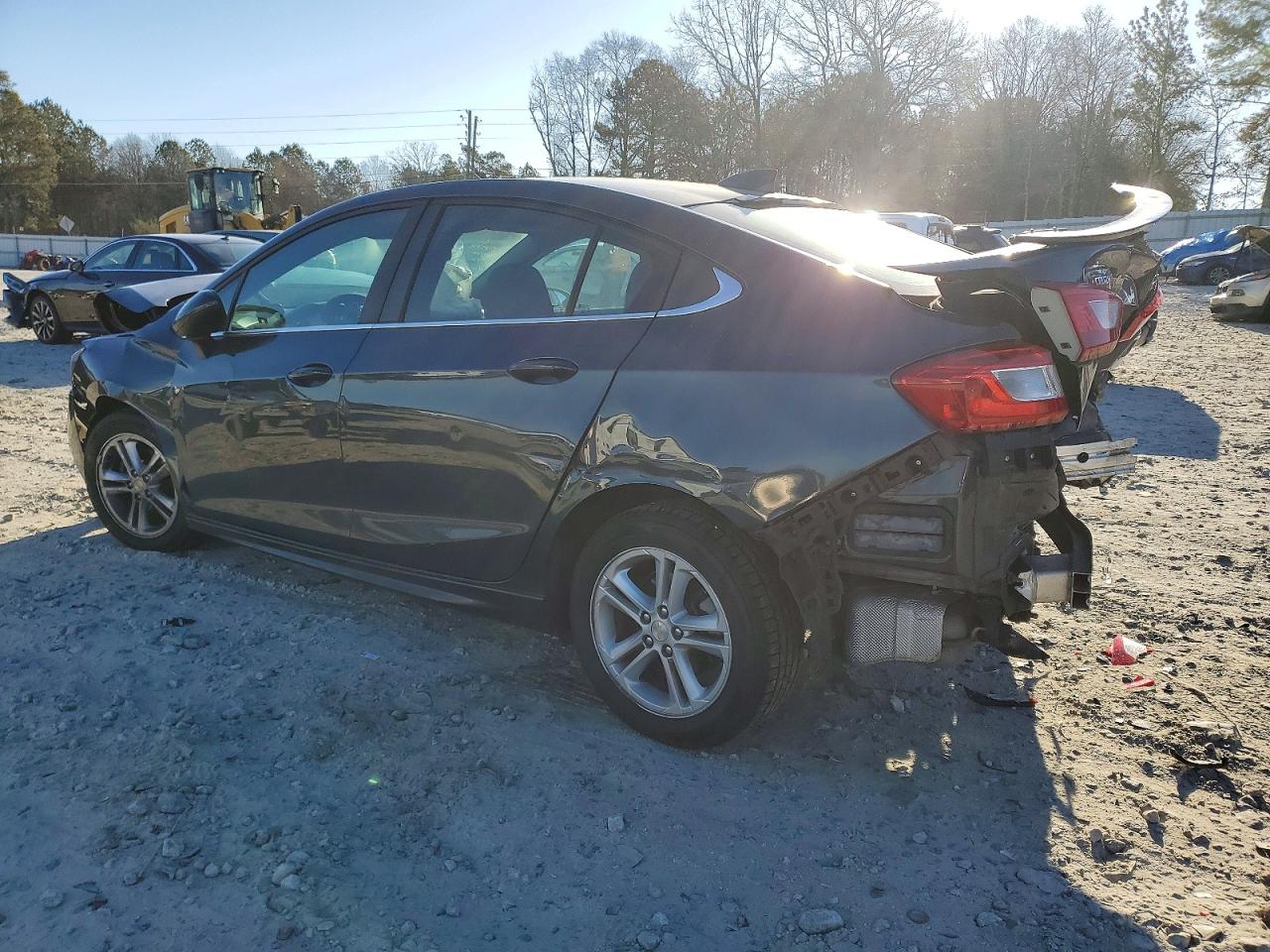 2017 CHEVROLET CRUZE LT photo 3