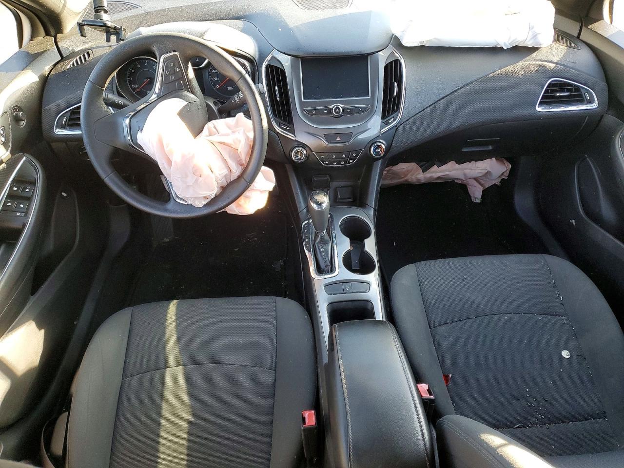 2017 CHEVROLET CRUZE LT photo 15