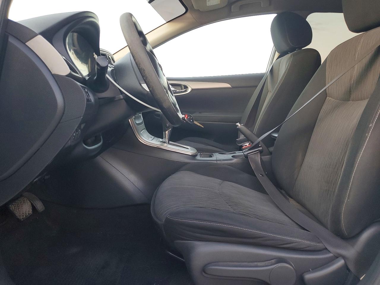 2014 NISSAN SENTRA S photo 13
