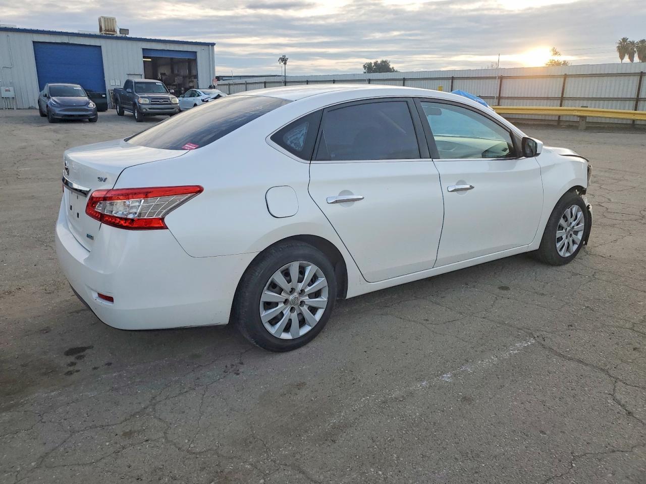 2014 NISSAN SENTRA S photo 5