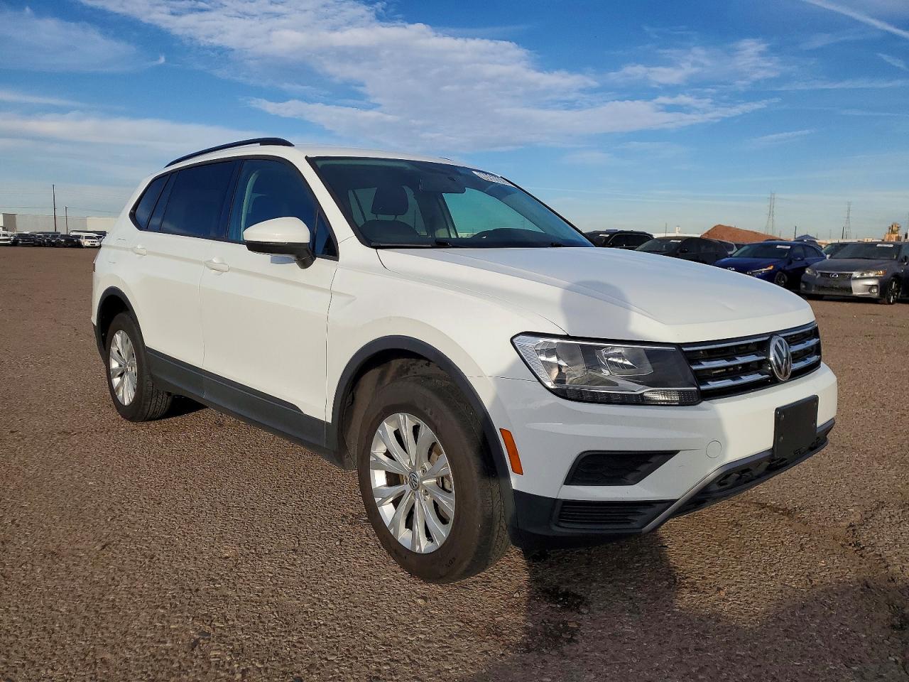 2020 VOLKSWAGEN TIGUAN S photo 4