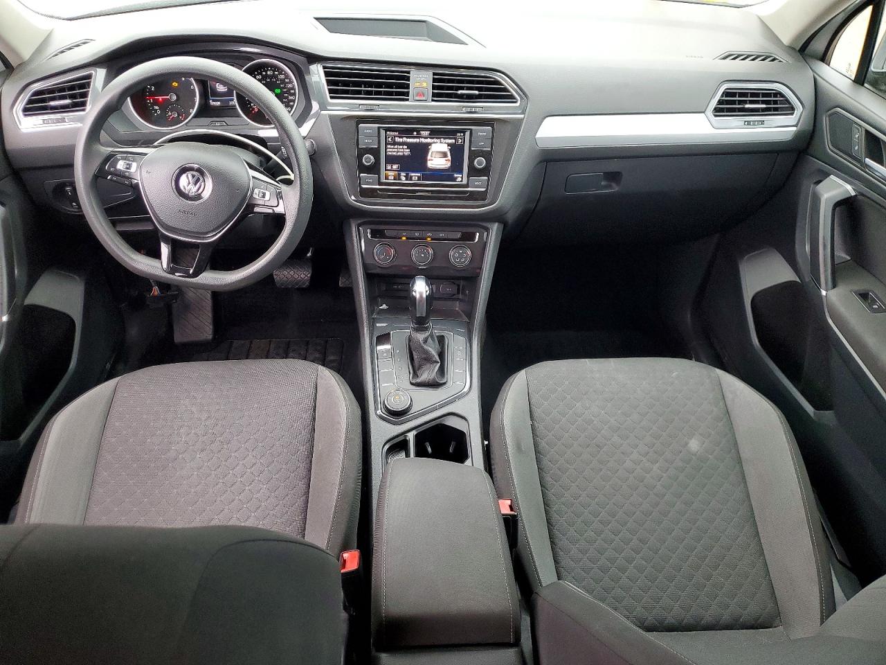 2020 VOLKSWAGEN TIGUAN S photo 8