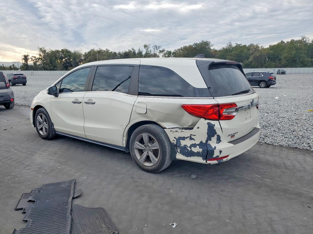 2019 HONDA ODYSSEY EXL photo 2