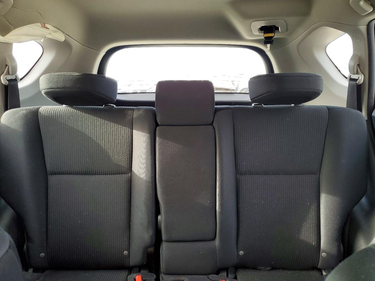 2017 TOYOTA RAV4 LE photo 19