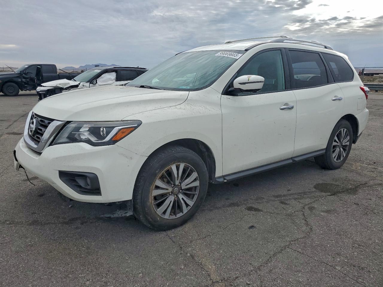 2017 NISSAN PATHFINDER