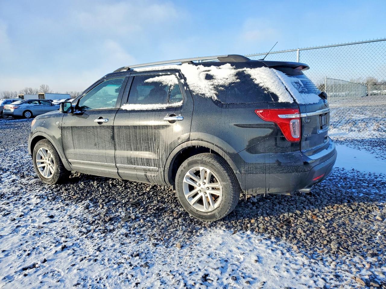 2013 FORD EXPLORER XLT photo 2