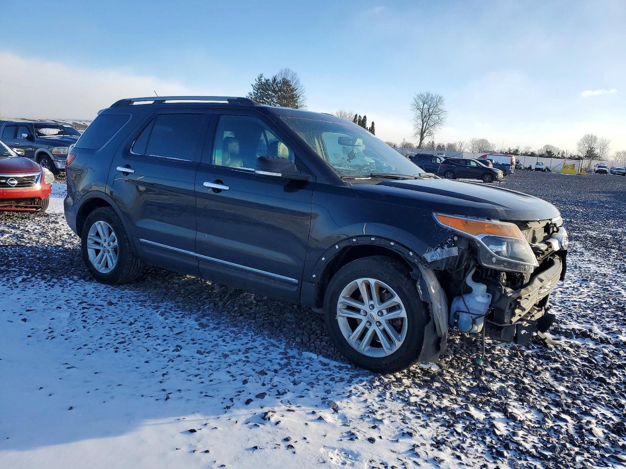 2013 FORD EXPLORER XLT photo 4