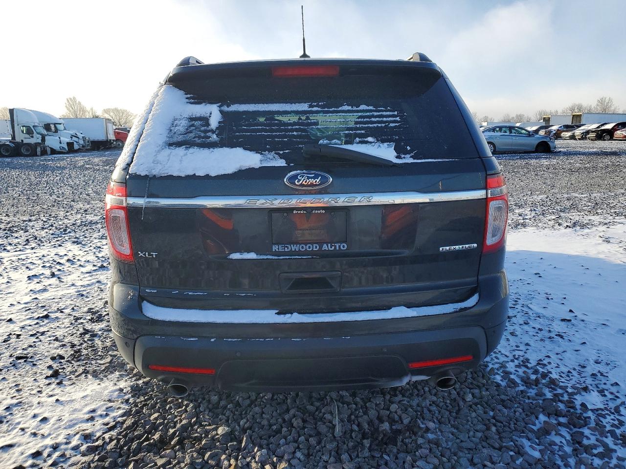 2013 FORD EXPLORER XLT photo 6