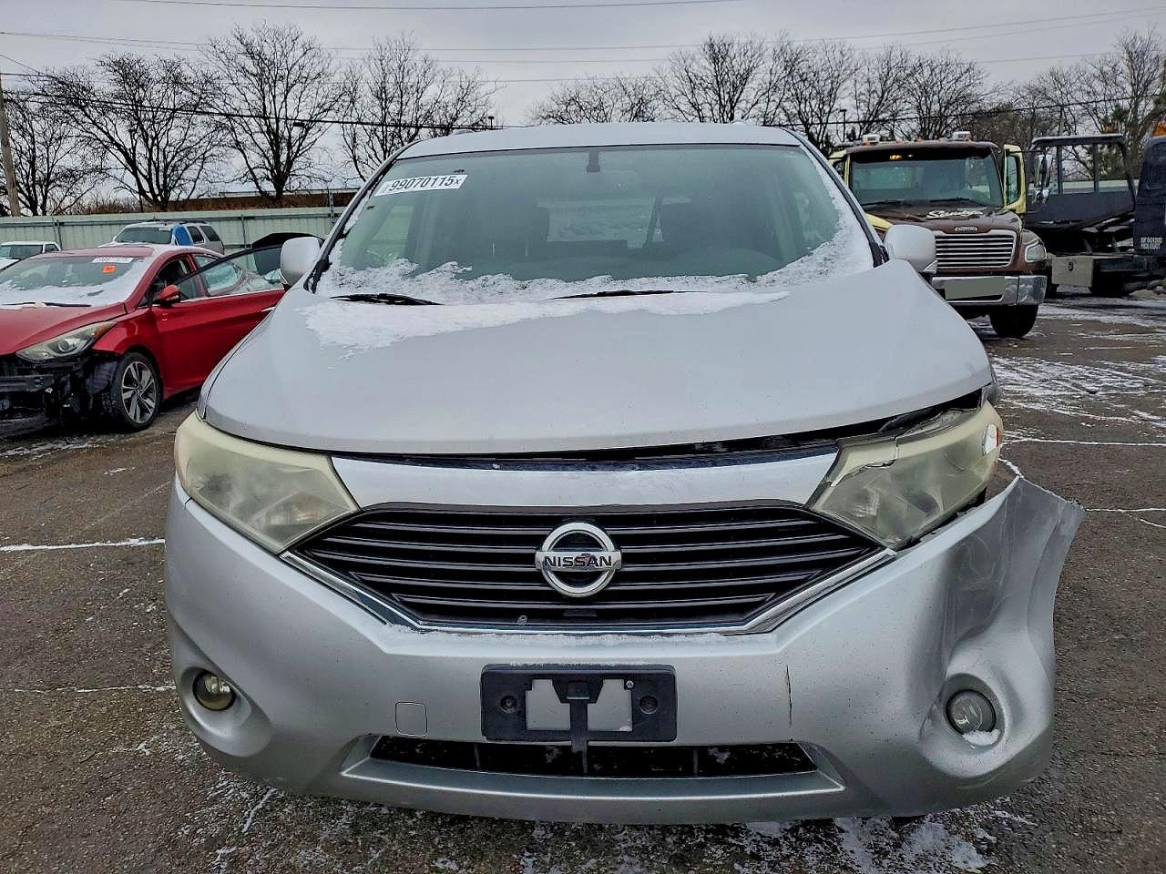 2013 NISSAN QUEST S photo 5