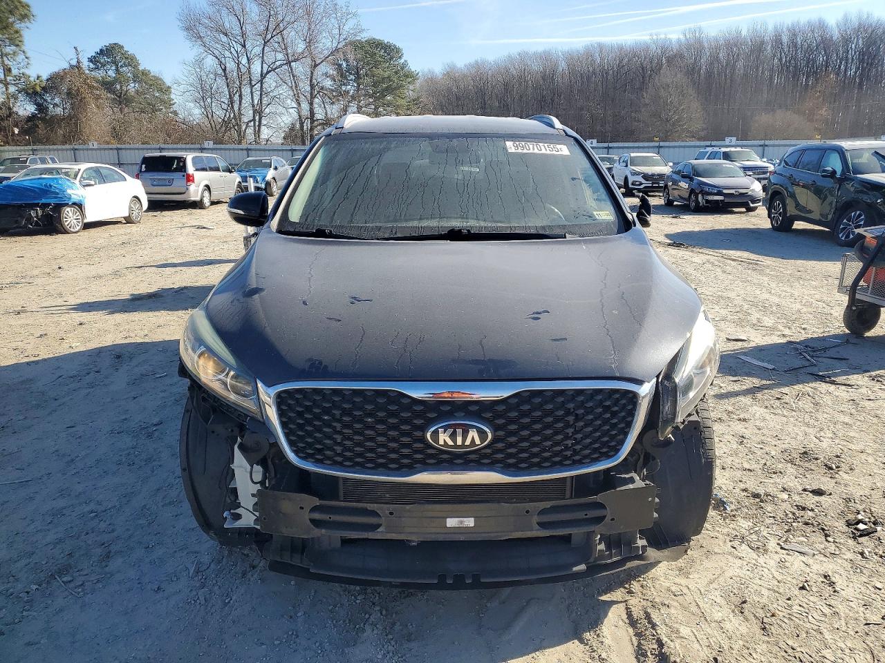 2017 KIA SORENTO LX photo 5