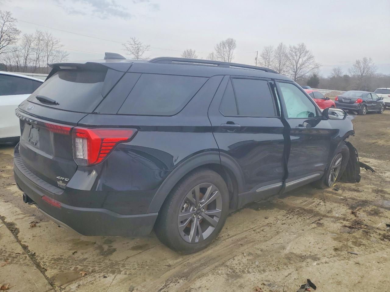 2025 FORD EXPLORER ACTIVE photo 7