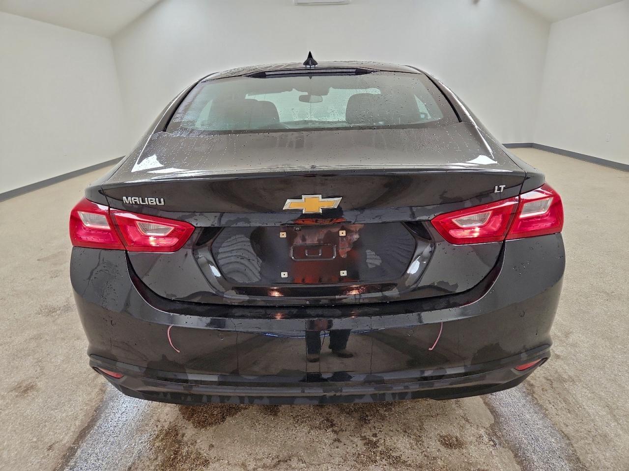 2024 CHEVROLET MALIBU LT photo 6