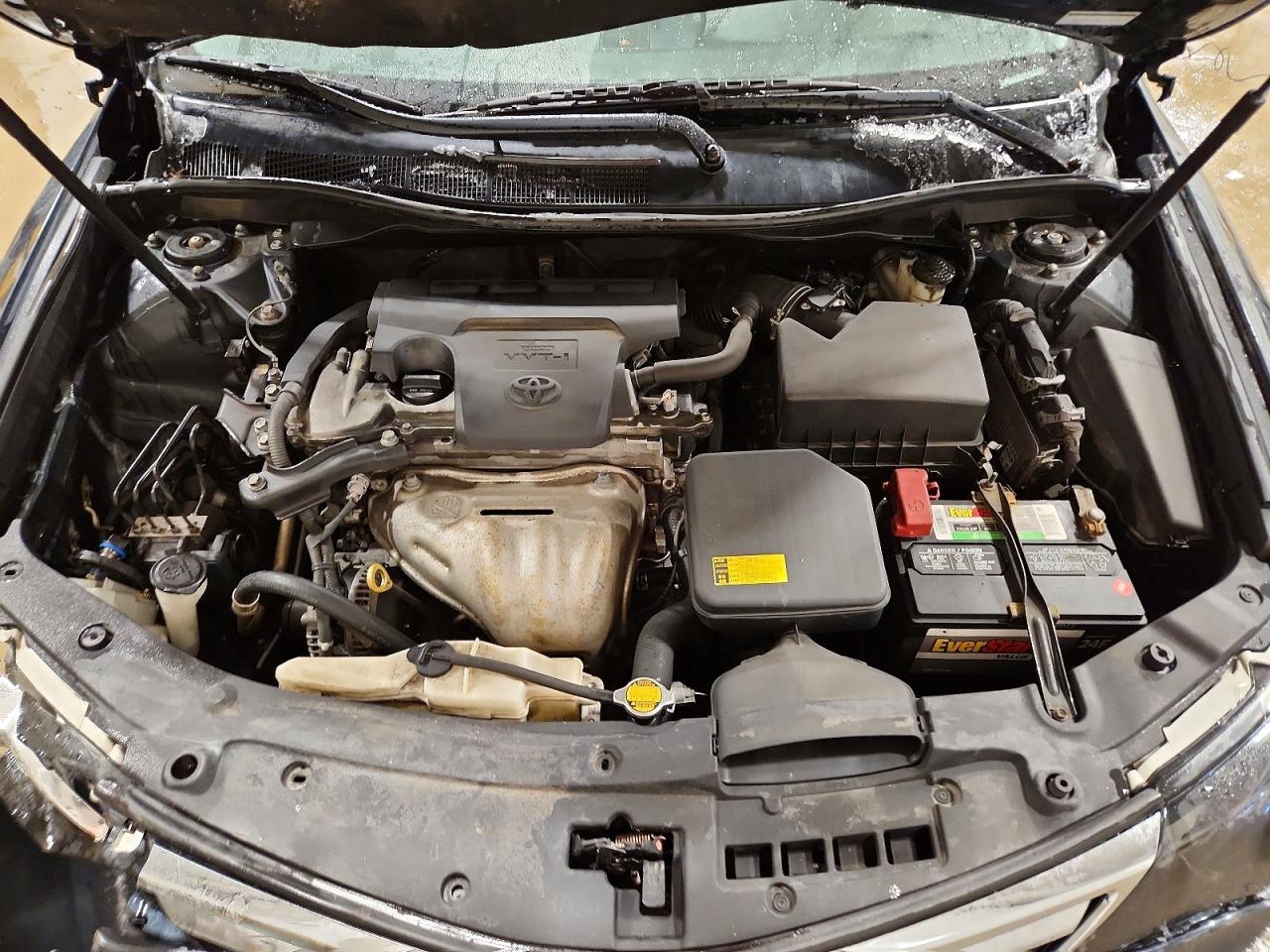 2013 TOYOTA CAMRY LE photo 11