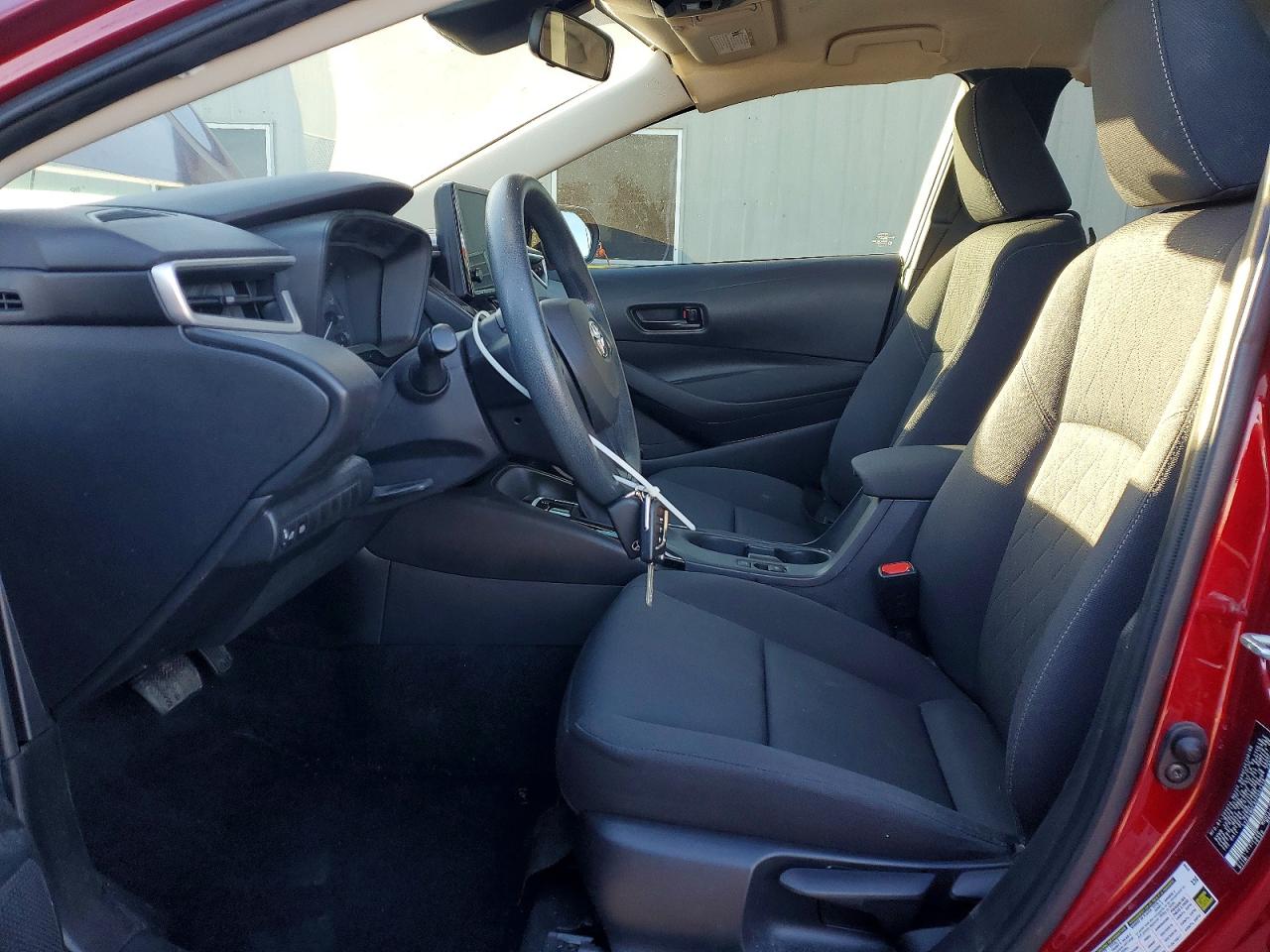 2023 TOYOTA COROLLA LE photo 13