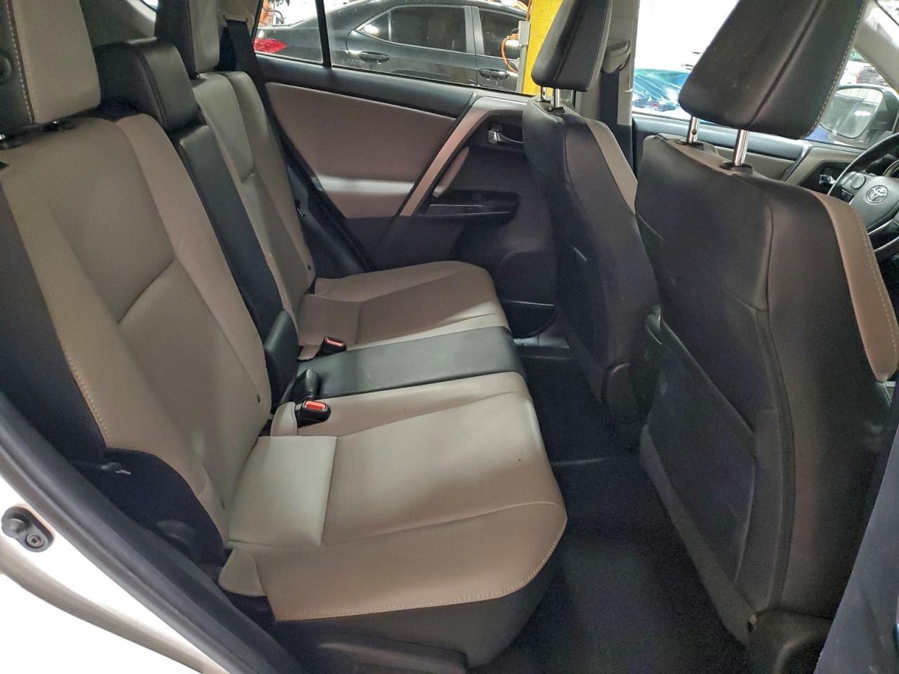 2017 TOYOTA RAV4 LIMITED photo 11