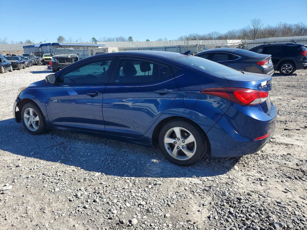 2015 HYUNDAI ELANTRA SE photo 2