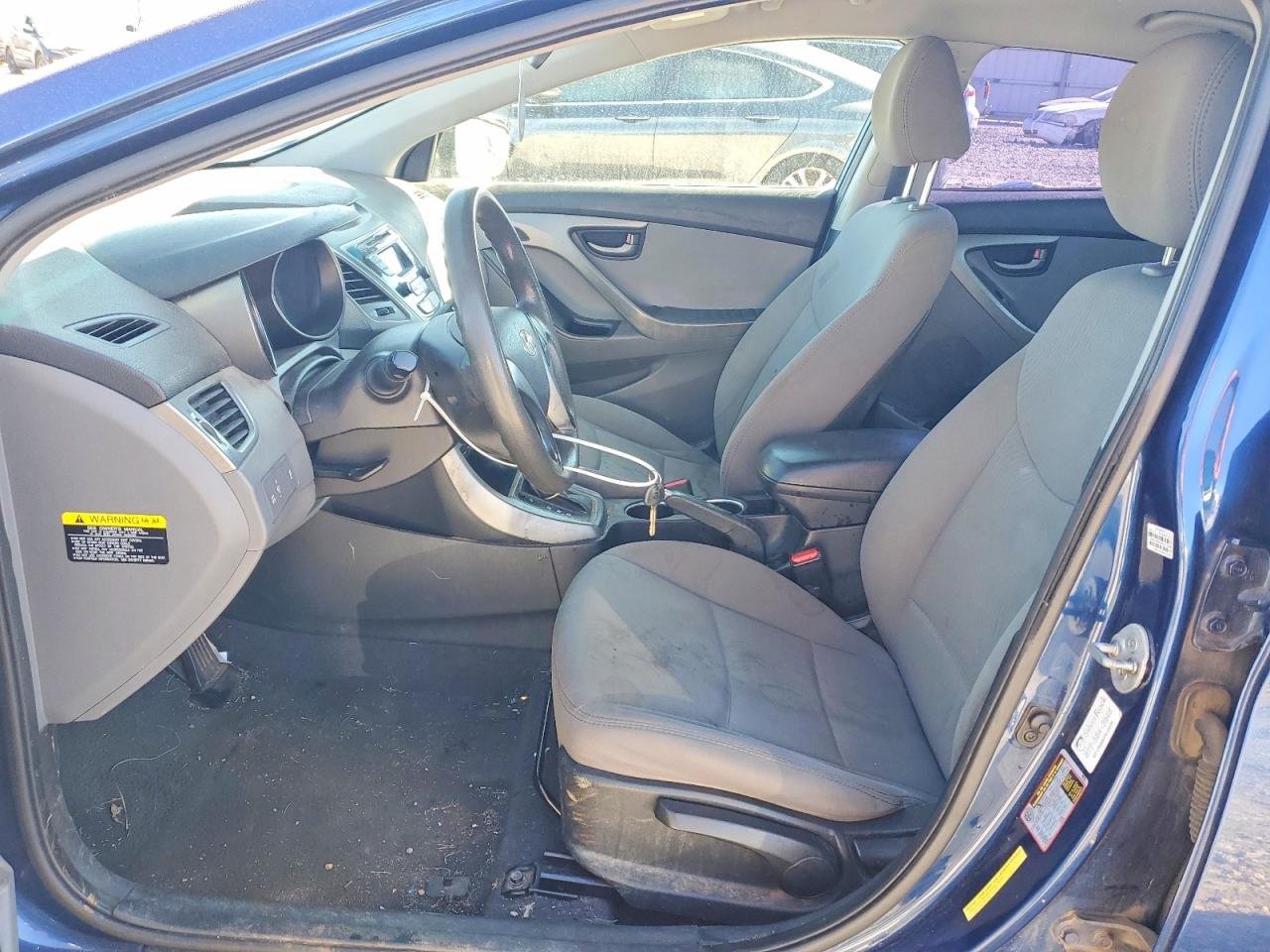 2015 HYUNDAI ELANTRA SE photo 7