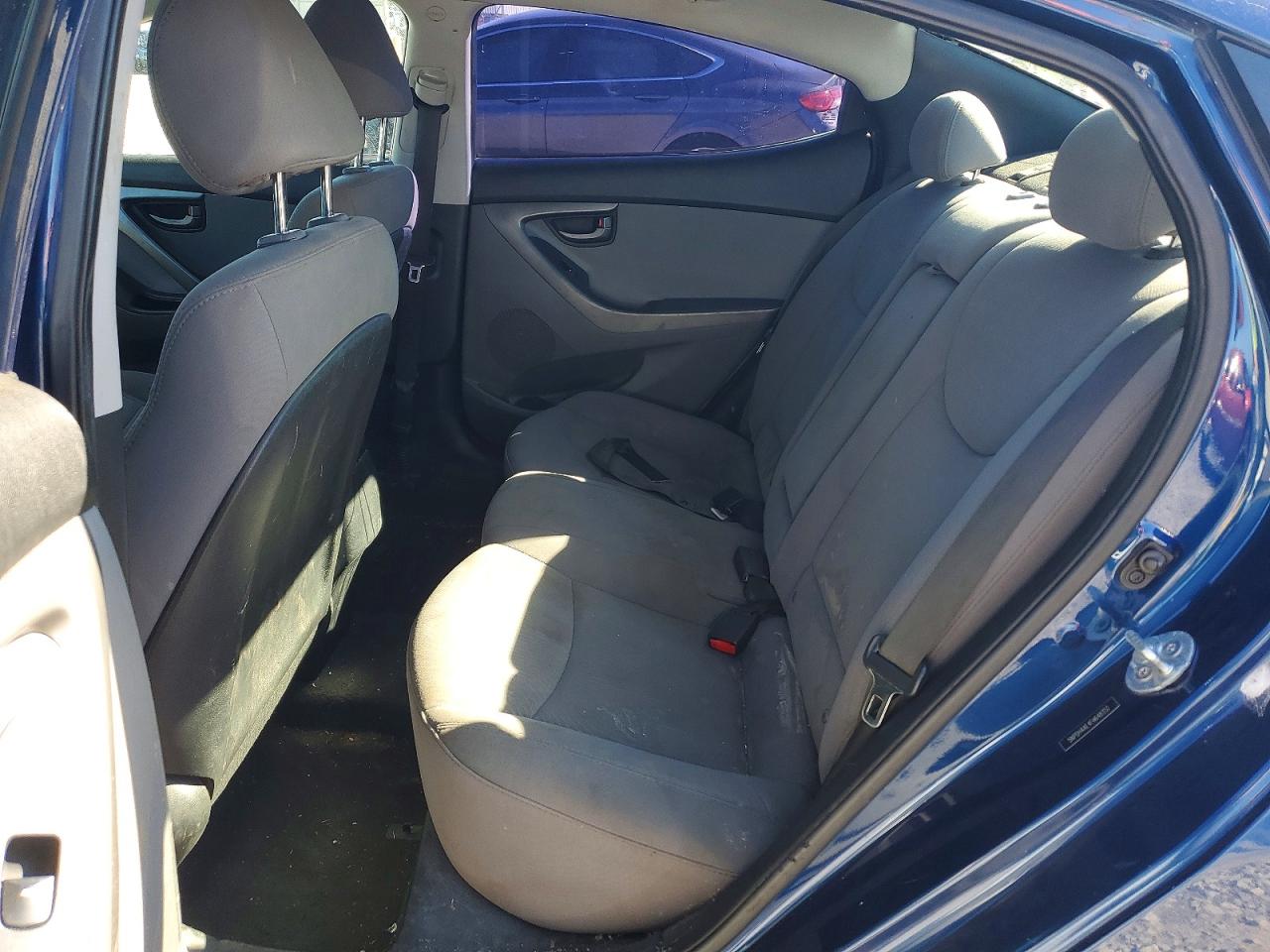 2015 HYUNDAI ELANTRA SE photo 10