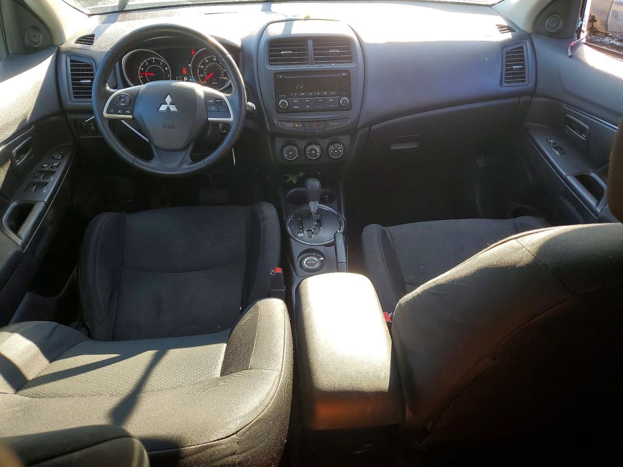 2015 MITSUBISHI OUTLANDER SPORT ES photo 8