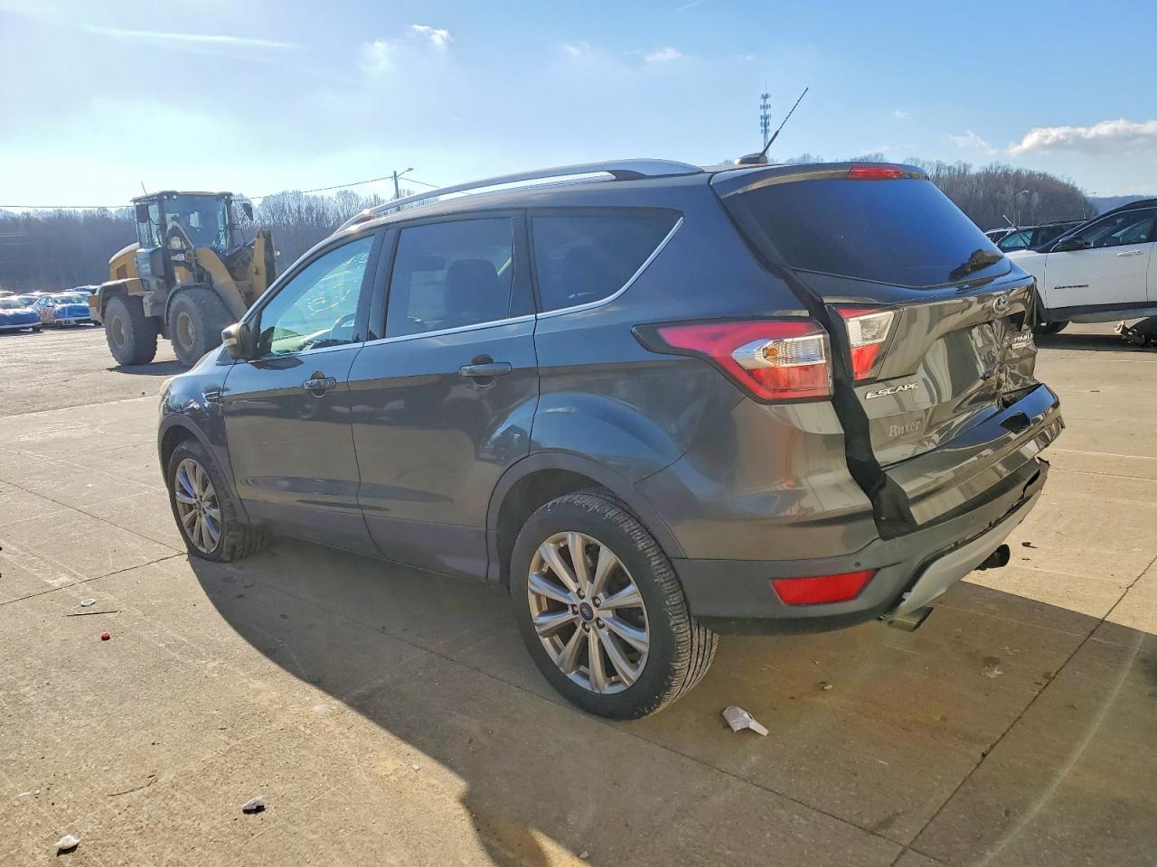 2017 FORD ESCAPE TITANIUM photo 2