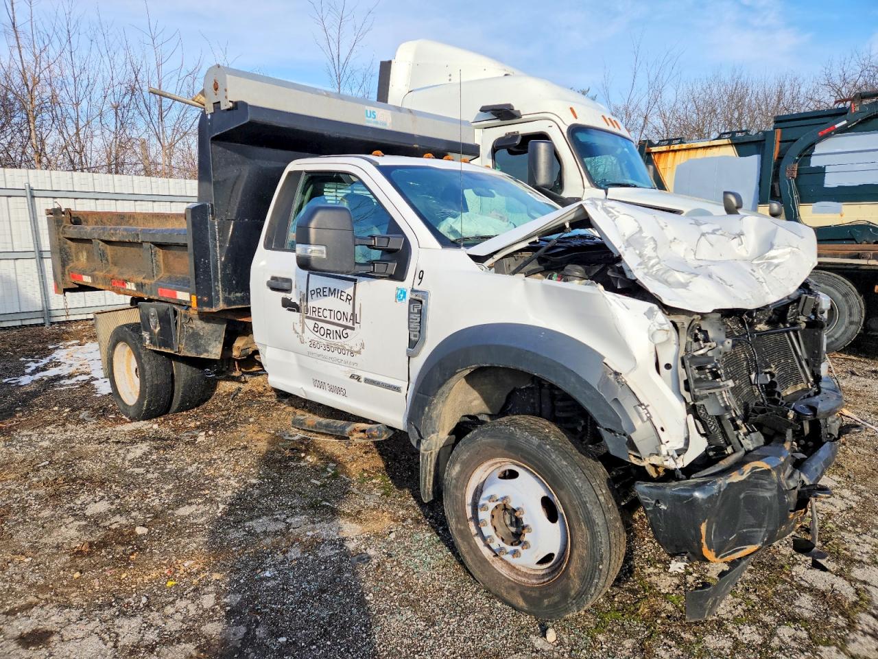 2019 FORD F550 SUPER DUTY DUMP TRUCK photo 4