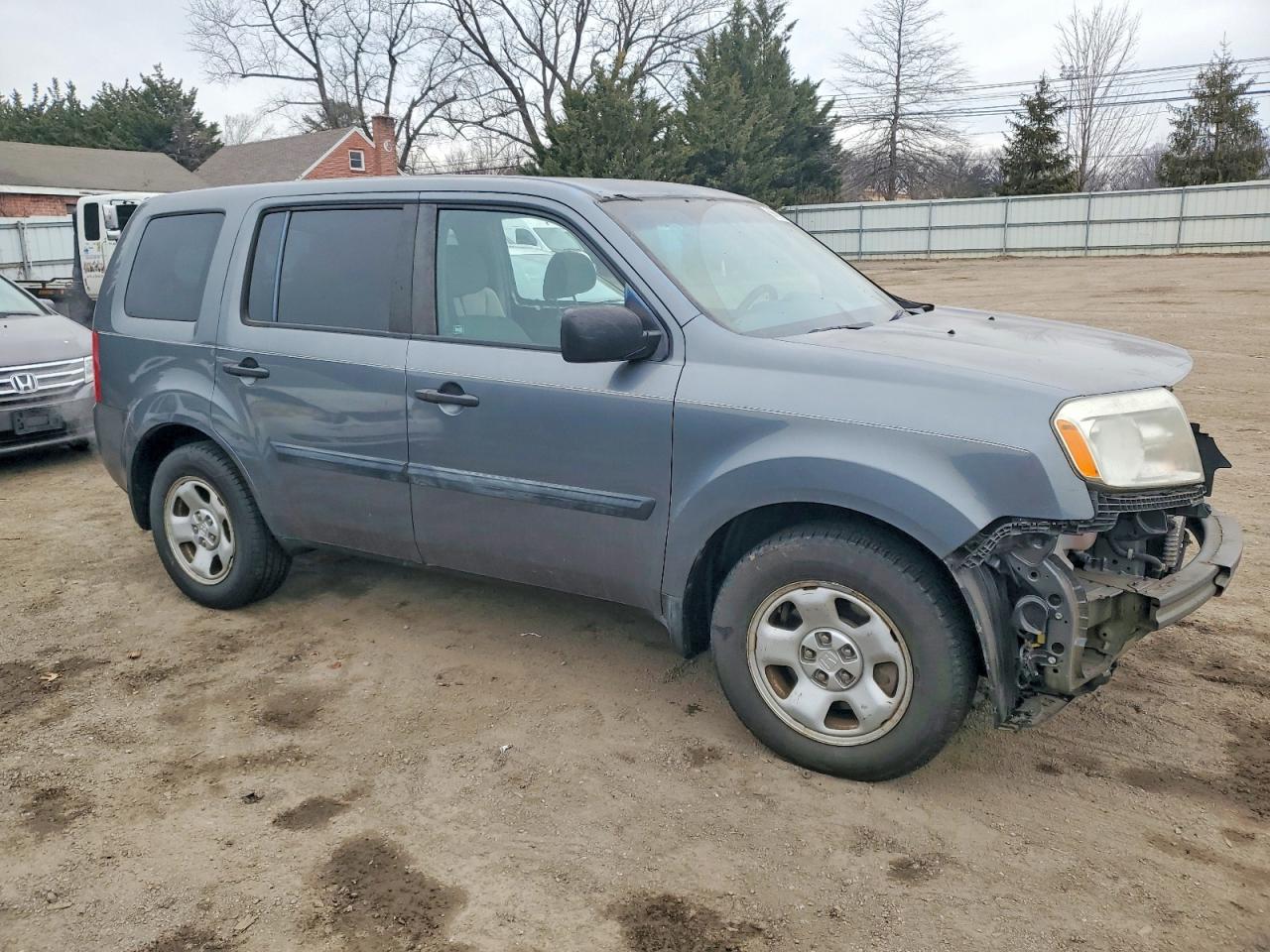 2012 HONDA PILOT LX photo 4
