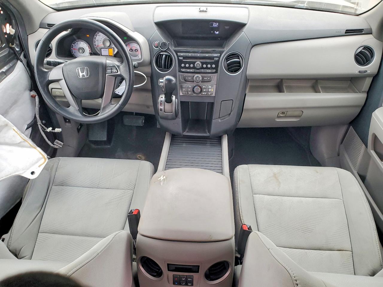2012 HONDA PILOT LX photo 8