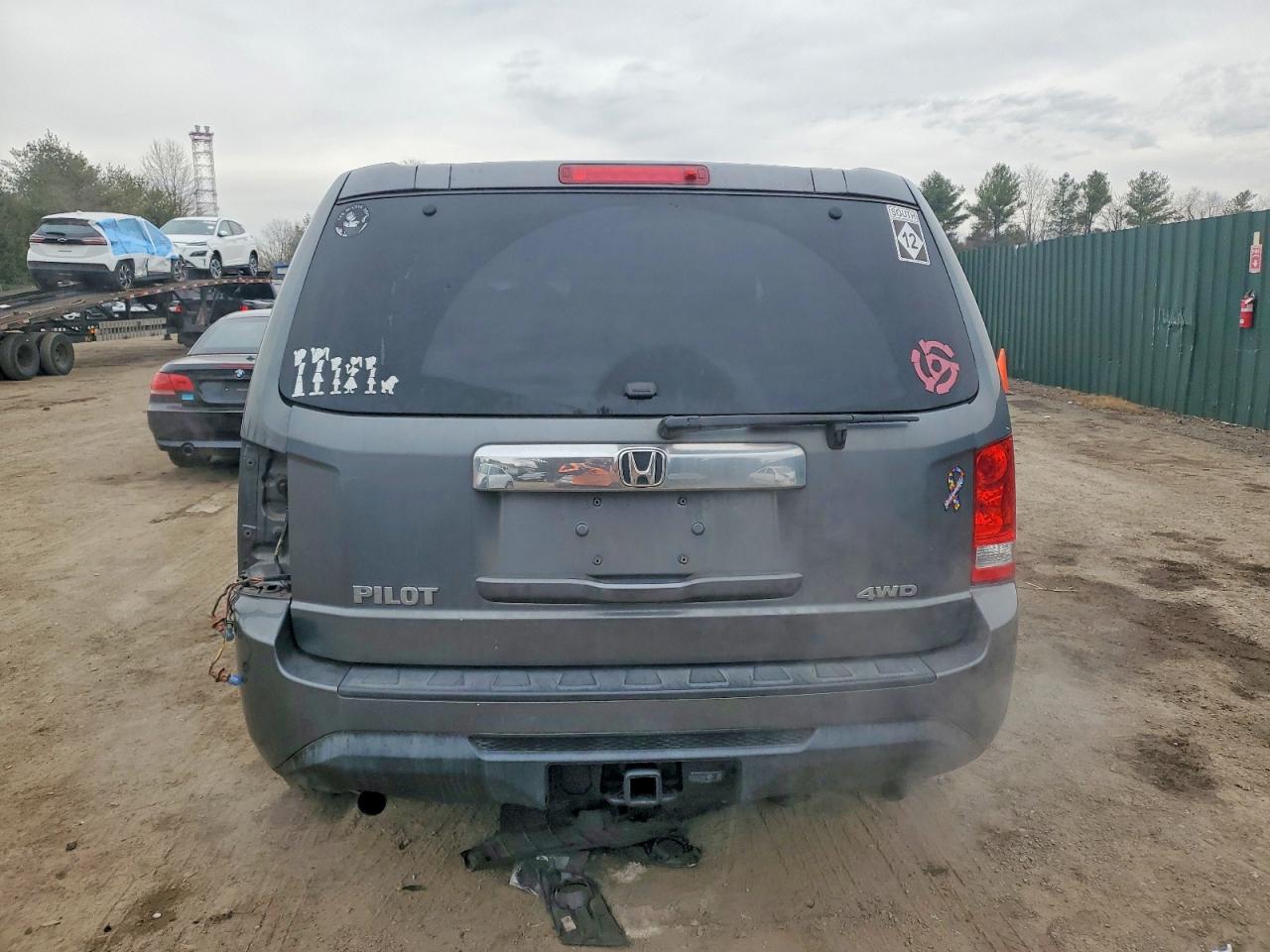 2012 HONDA PILOT LX photo 6