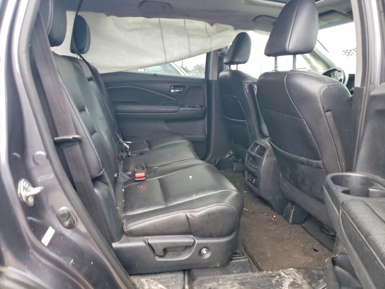 2016 HONDA PILOT TOURING photo 21