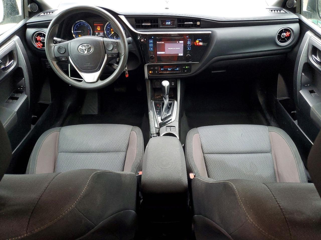 2019 TOYOTA COROLLA L photo 15