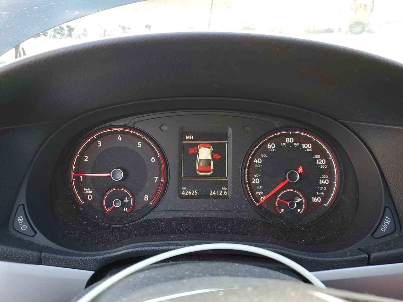 2021 VOLKSWAGEN PASSAT SE photo 9