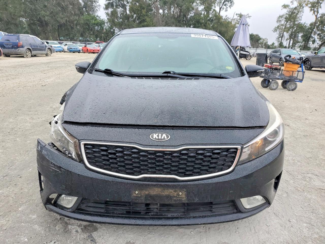 2017 KIA FORTE LX photo 5