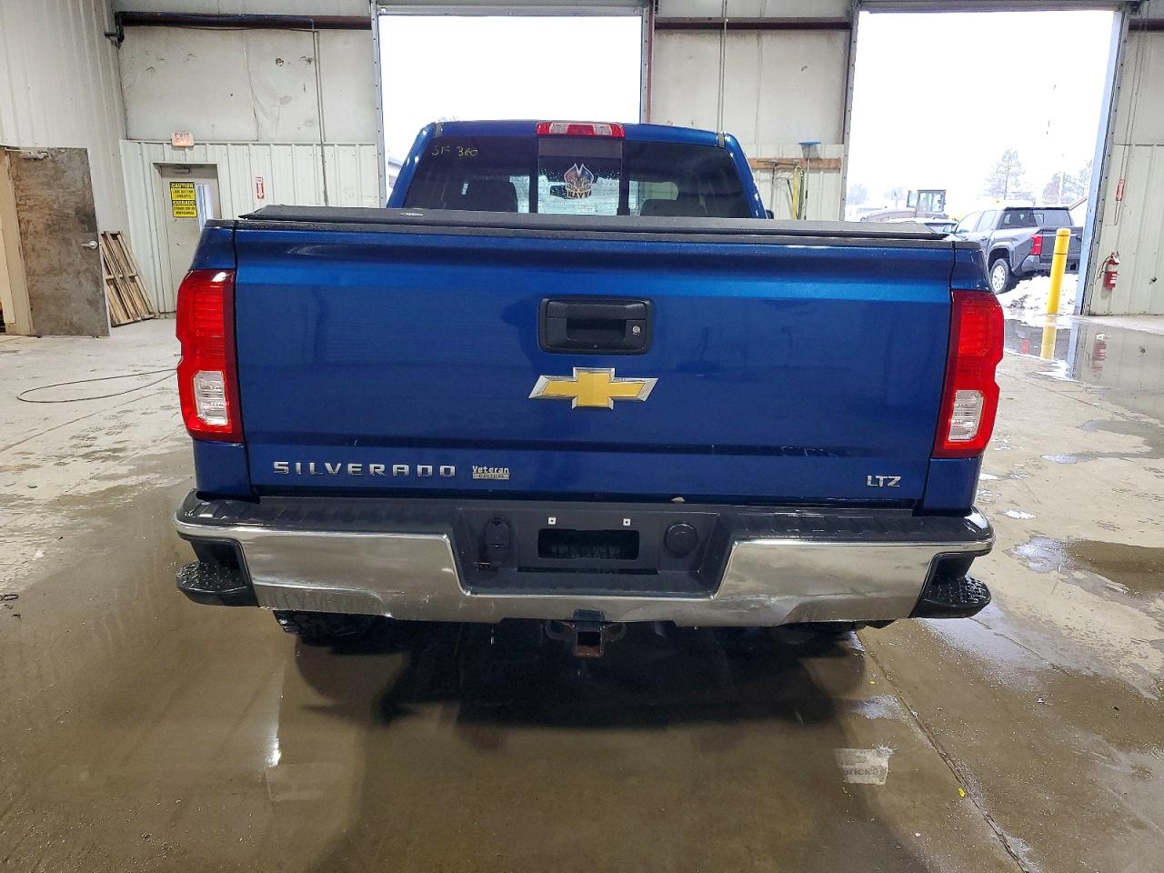 2017 CHEVROLET SILVERADO K1500 LTZ photo 6