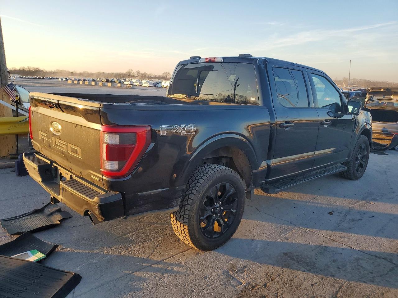 2023 FORD F150 SUPERCREW photo 3