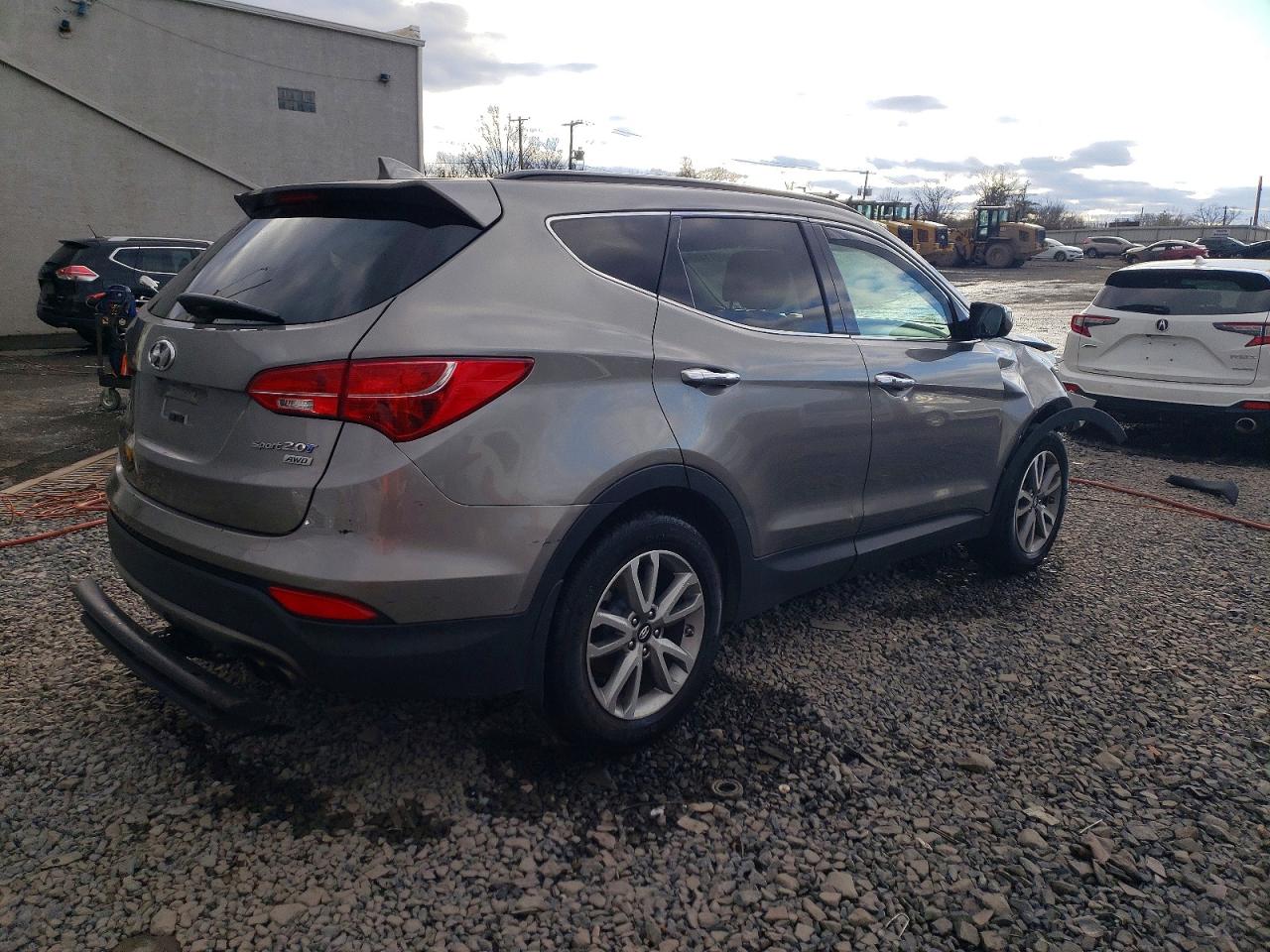 2016 HYUNDAI SANTA FE SPORT photo 3
