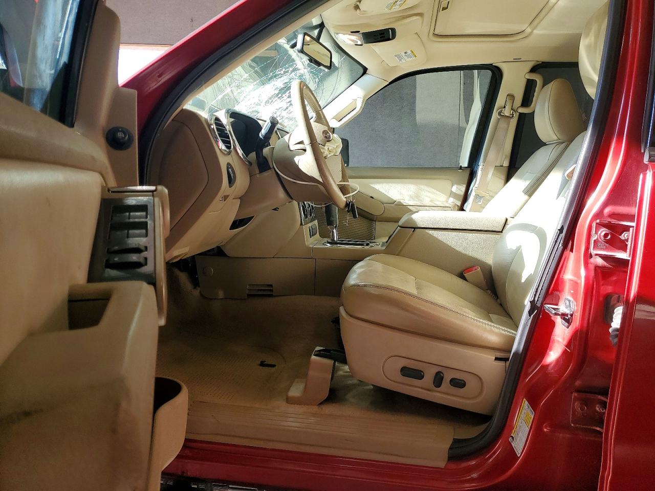 2010 FORD EXPLORER XLT photo 7