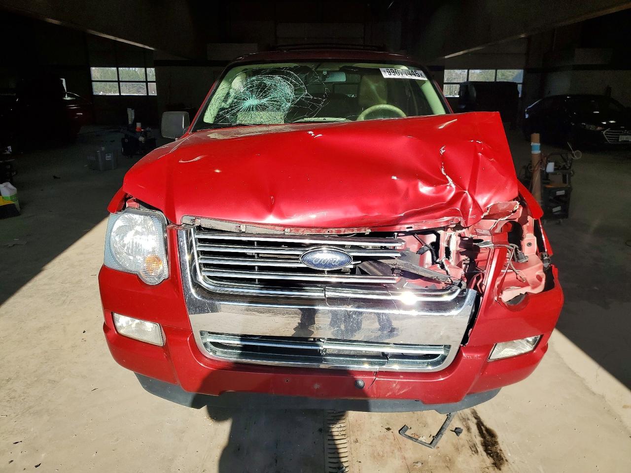 2010 FORD EXPLORER XLT photo 5