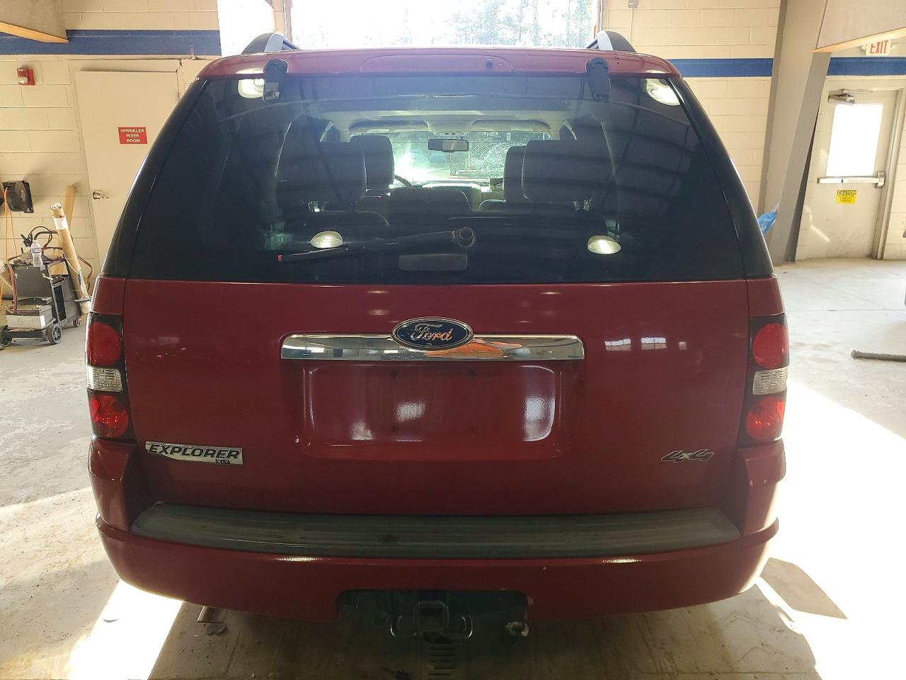 2010 FORD EXPLORER XLT photo 6