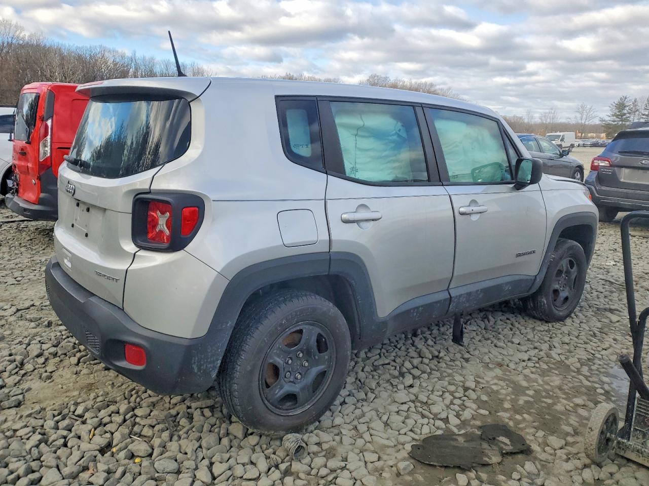 2019 JEEP RENEGADE SPORT photo 3