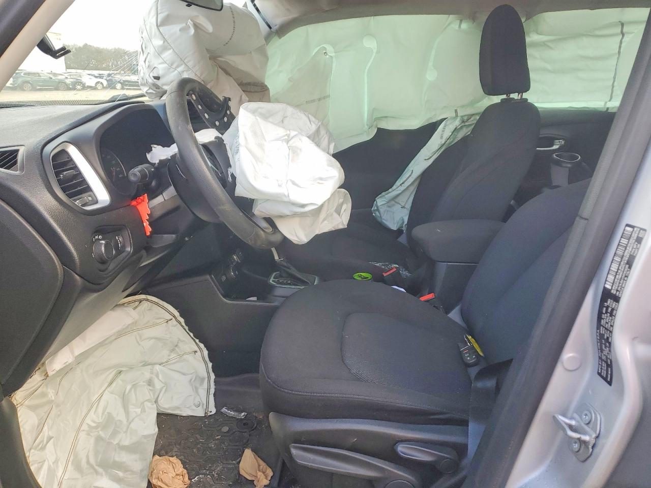 2019 JEEP RENEGADE SPORT photo 7