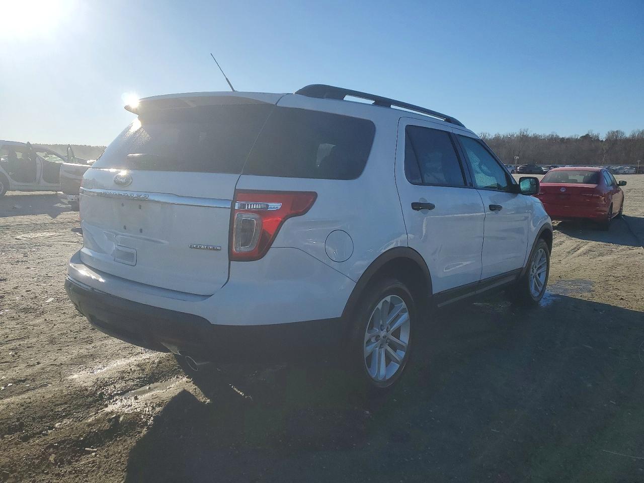 2015 FORD EXPLORER photo 3