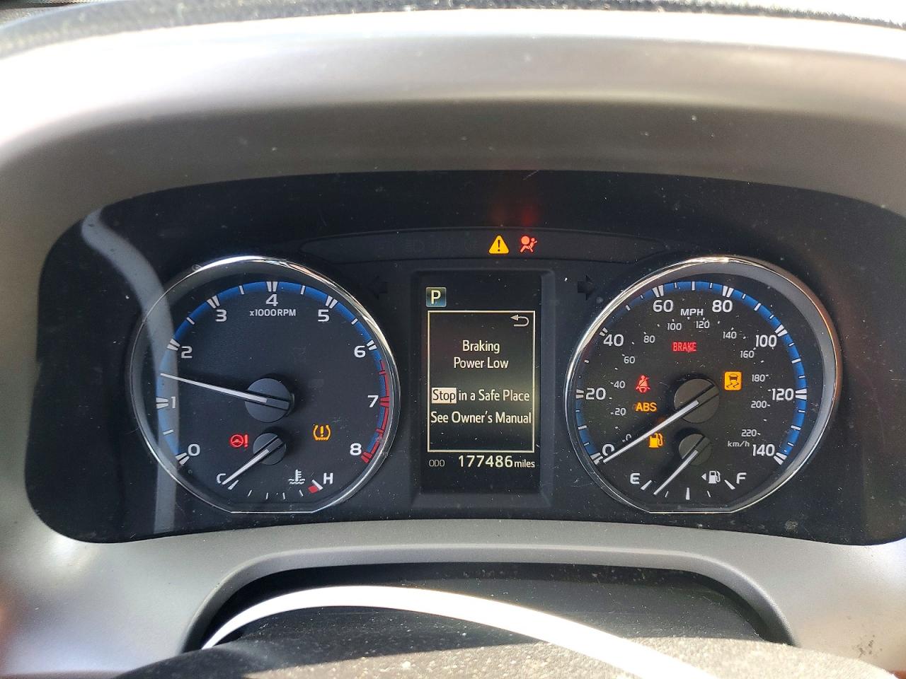 2016 TOYOTA RAV4 XLE photo 9