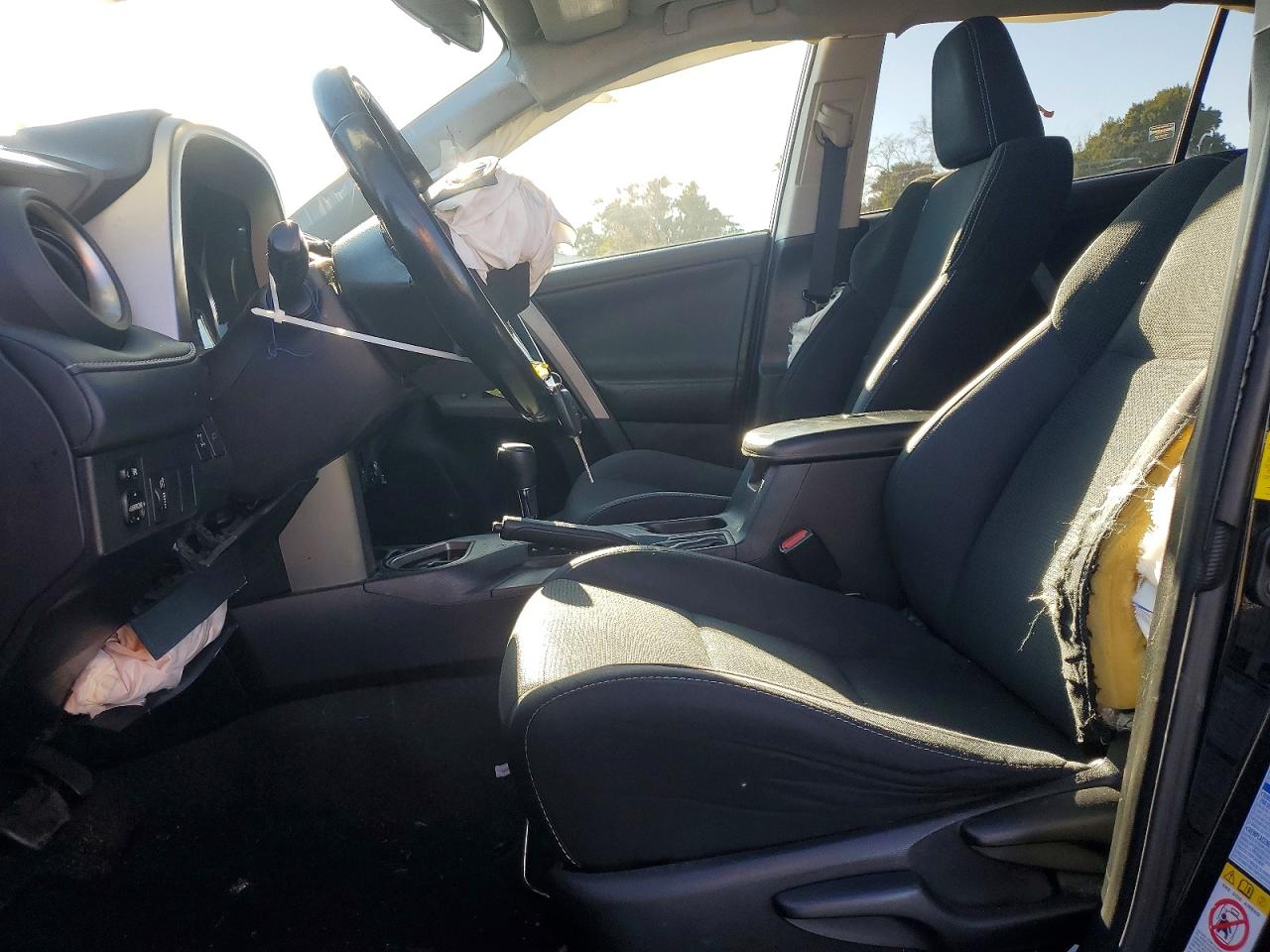 2016 TOYOTA RAV4 XLE photo 7