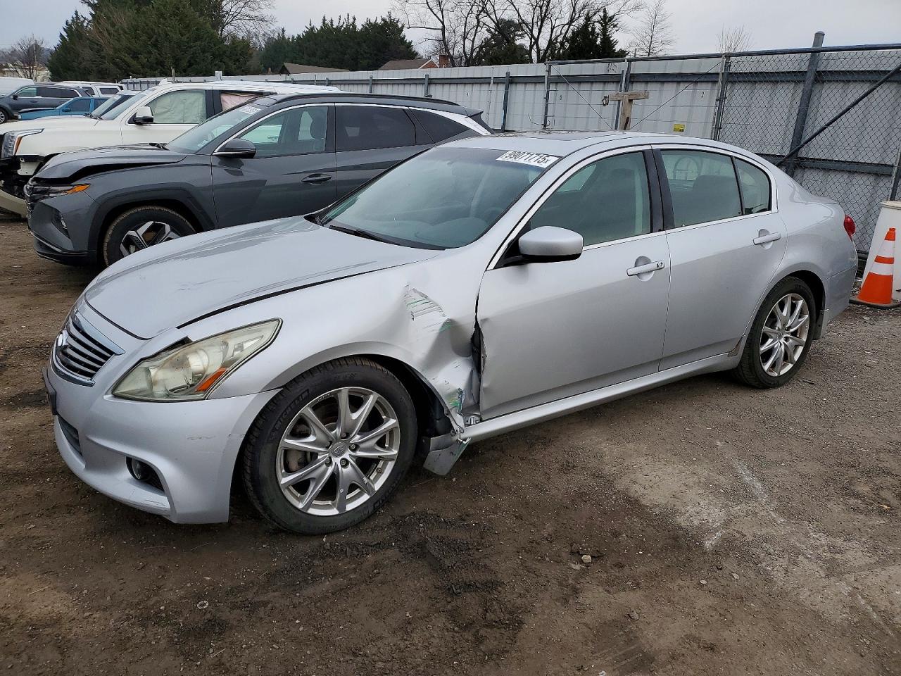 2010 INFINITI G37