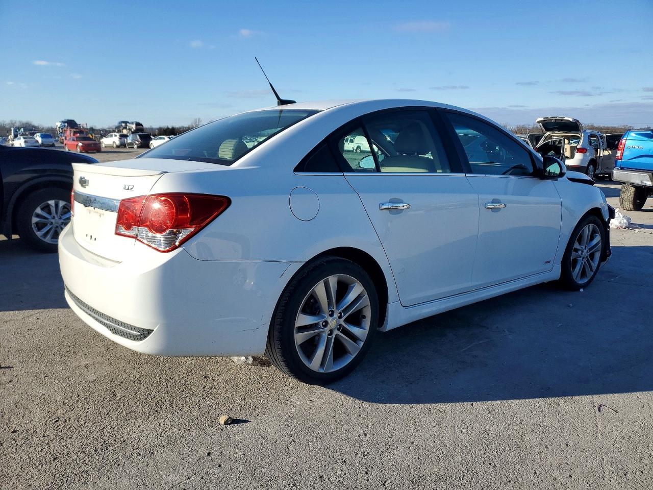 2014 CHEVROLET CRUZE LTZ photo 3