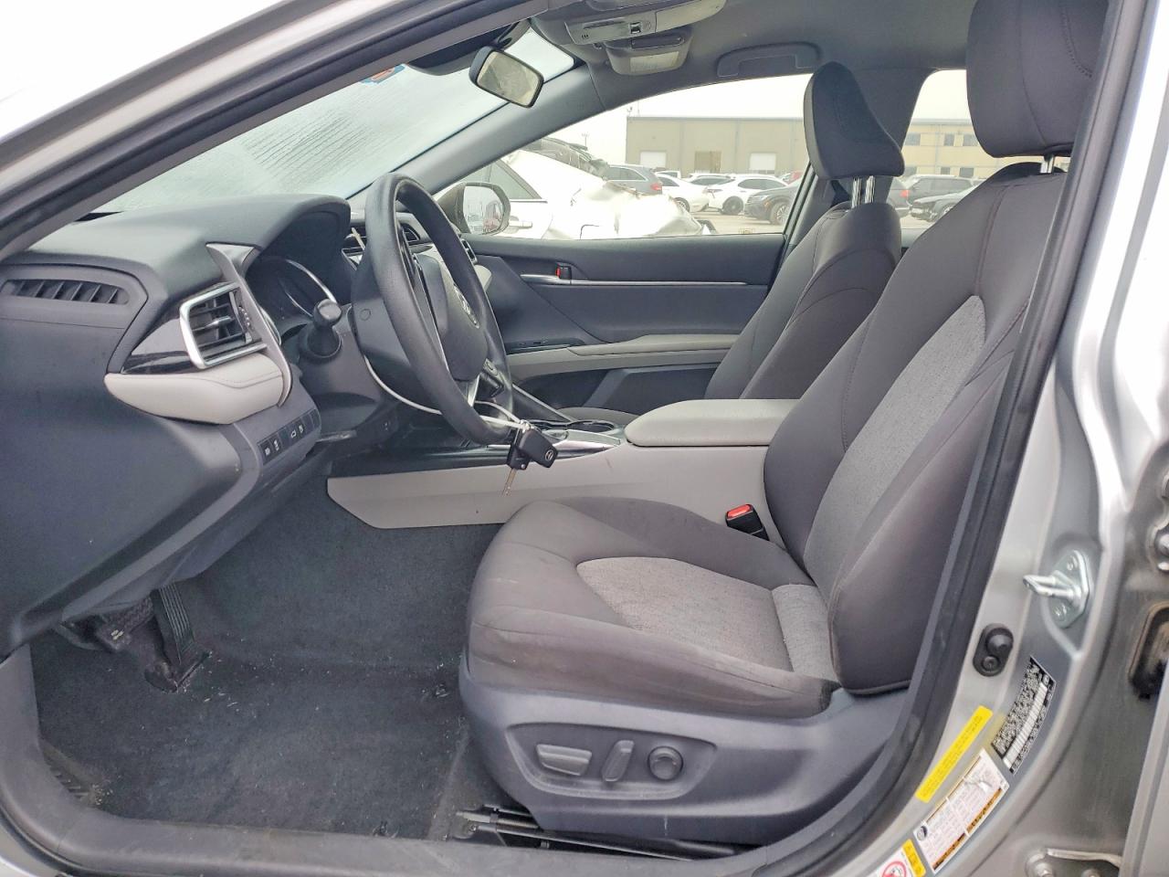 2018 TOYOTA CAMRY L photo 7